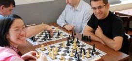 Quadriglia: il giocatore con i pezzi neri a destra nella foto è il GM Levon Aronian (il secondo miglior giocatore al mondo per elo FIDE).